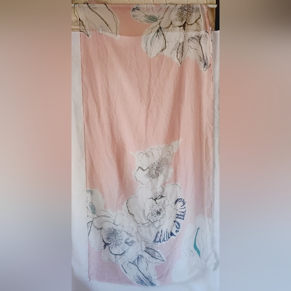 Women's Large Silky Light Pink & White Floral Sheer Scarf / Wrap With Raw Hem - Picture 5 of 10